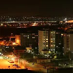 Airport Aparthotel 3*