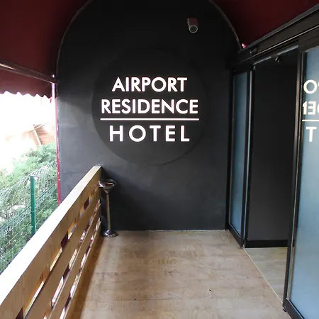Aparthotel Airport